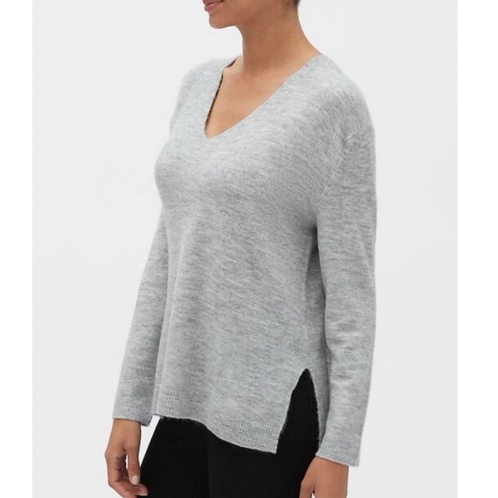 Banana Republic Cozy Gray V-Neck Sweater